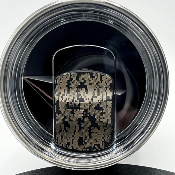 LASER ENGRAVED YETI RAMBLER 30oz TUMBLER - POWER PINK DIGITAL CAMO w/CUSTOM MAG - Picture 2 of 3